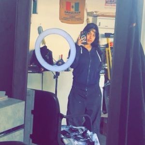 Meet your Posher, Jasmine